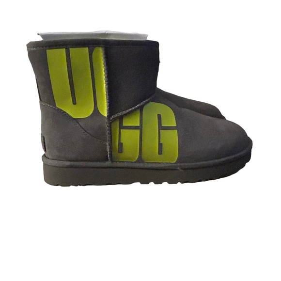 UGG Women’s Classic Gray Mini Chopd Boot - Picture 2 of 7